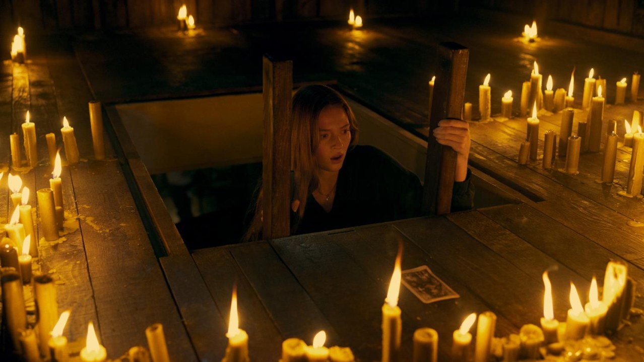 Tarot - Tödliche Prophezeiung - Bild 1