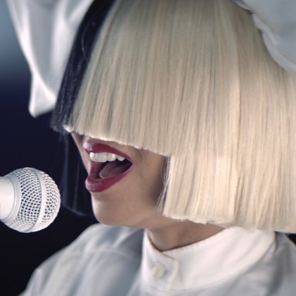 Sia: Nostalgic For The Present (OmU)