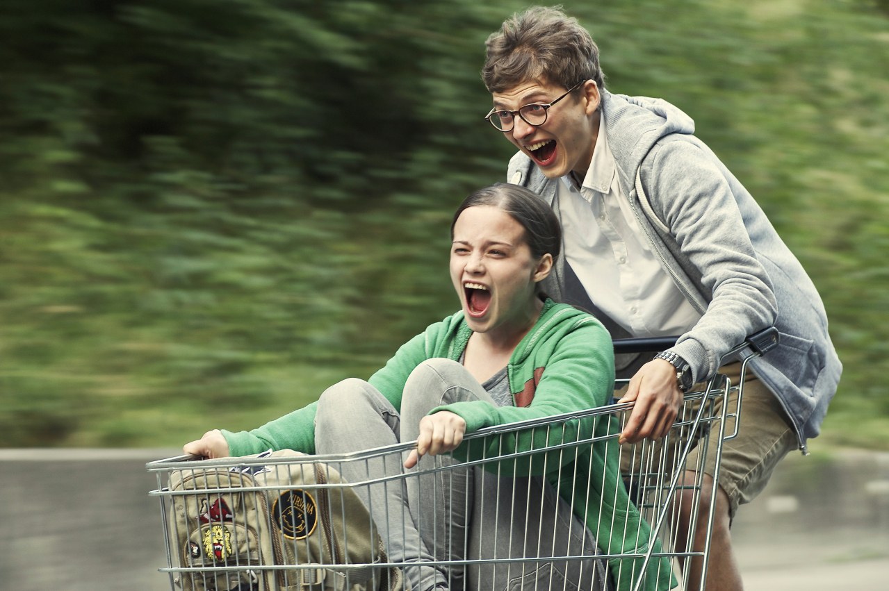 About a girl - Bild 8