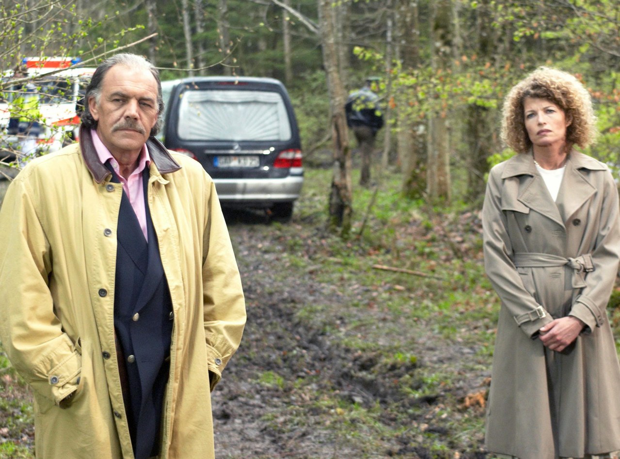 Agathe kann's nicht lassen: Das Mörderspiel - Bild 11