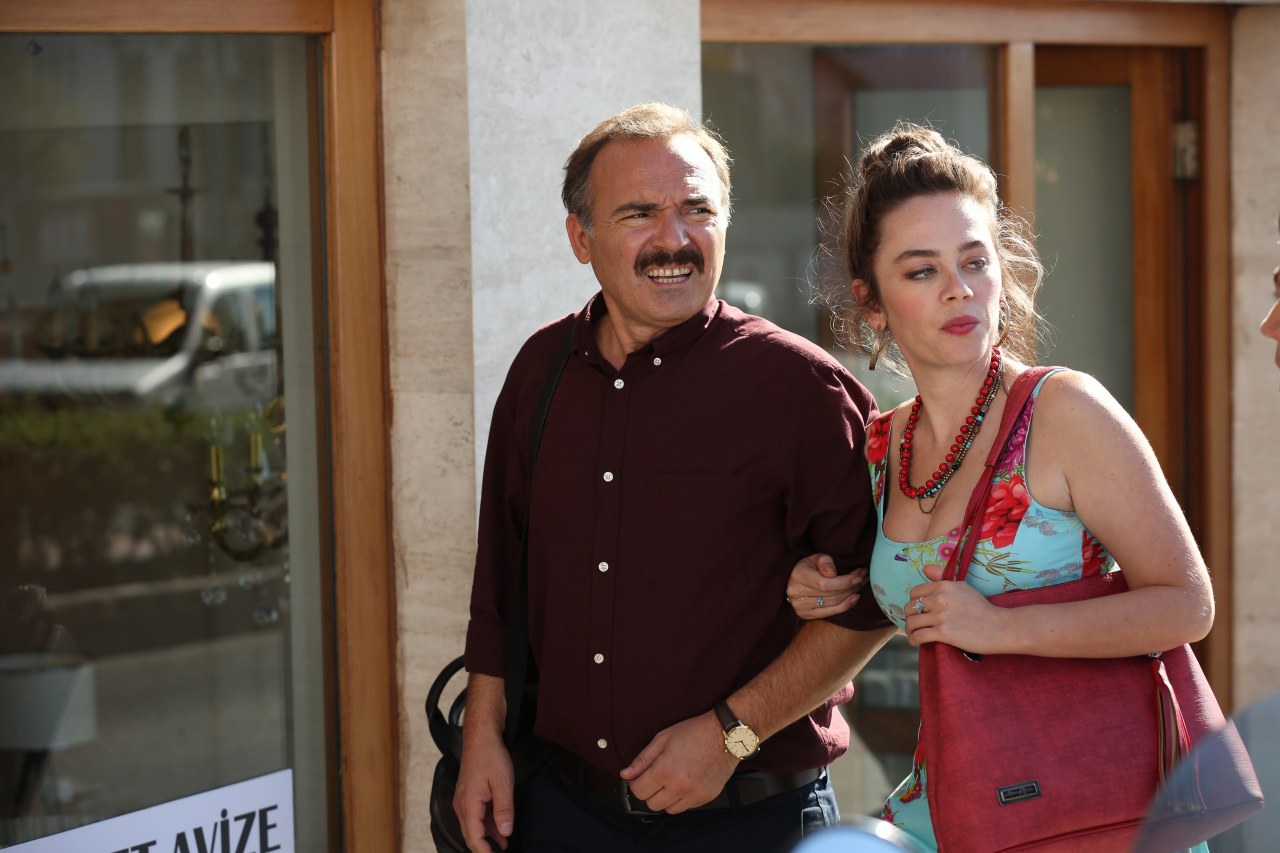Aile Arasinda - Bild 11