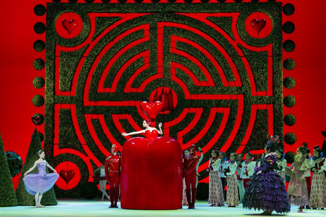 Alice im Wunderland - Wheeldon (Royal Ballet & Opera 2024/25) - Bild 1