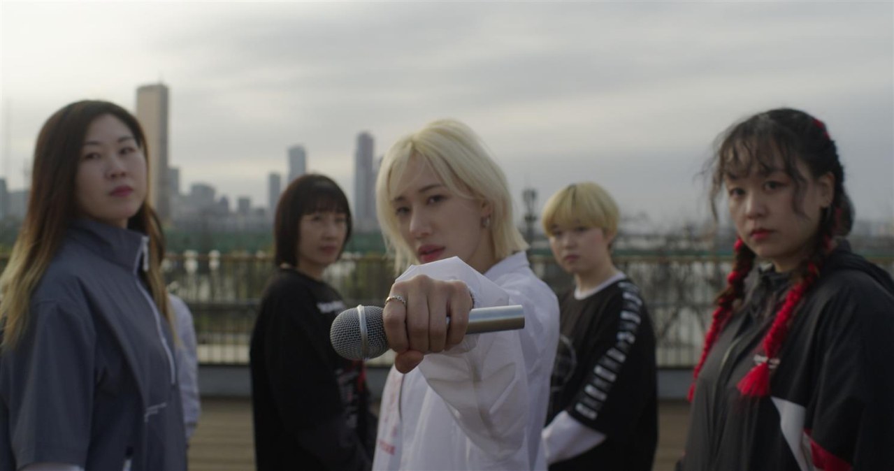BTS ARMY: FOREVER WE ARE YOUNG – CineSpecial - Bild 1