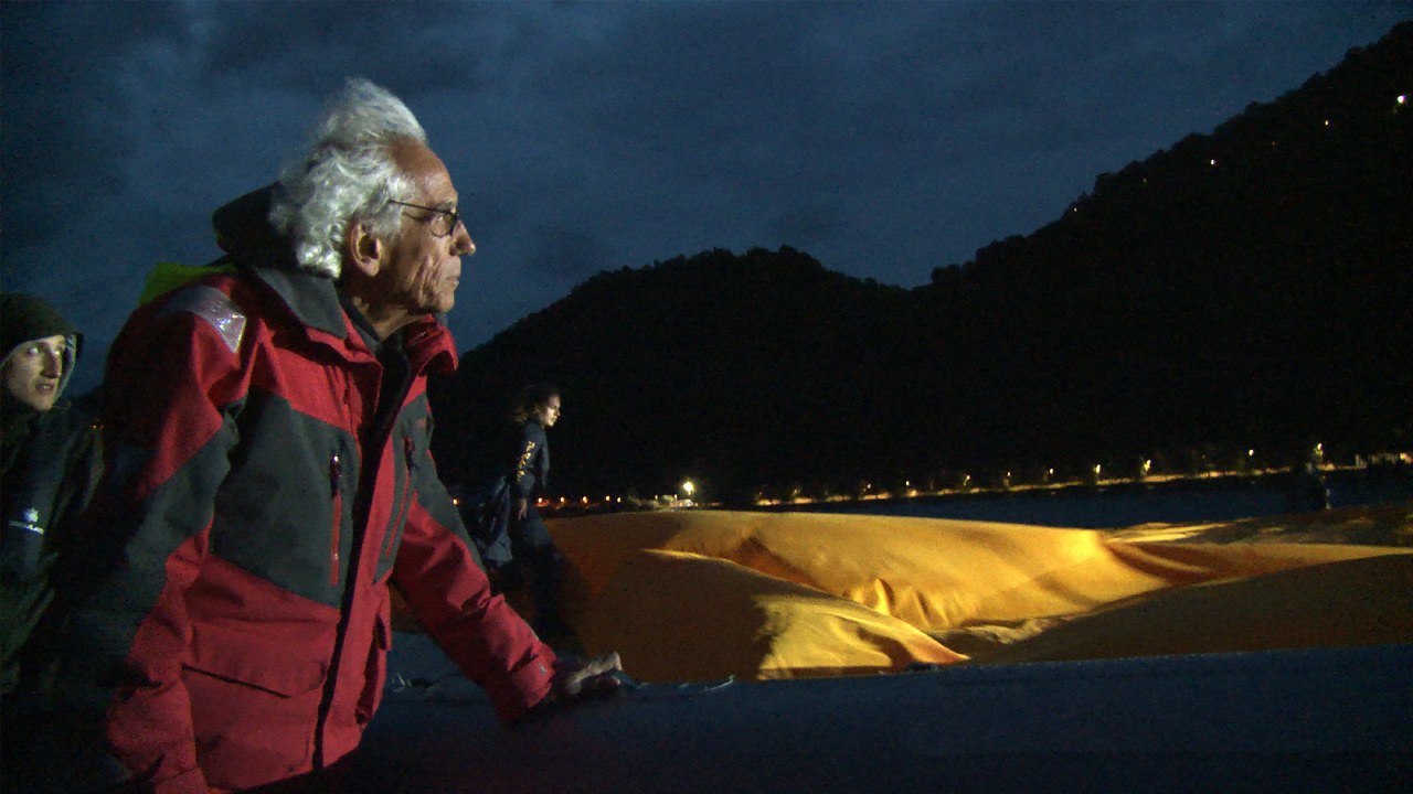Christo - Walking on Water - Bild 1