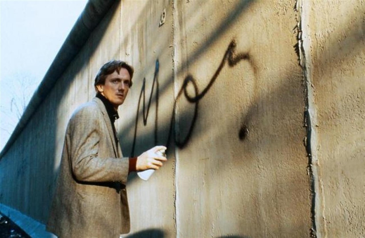 Der Mann auf der Mauer - Bild 1