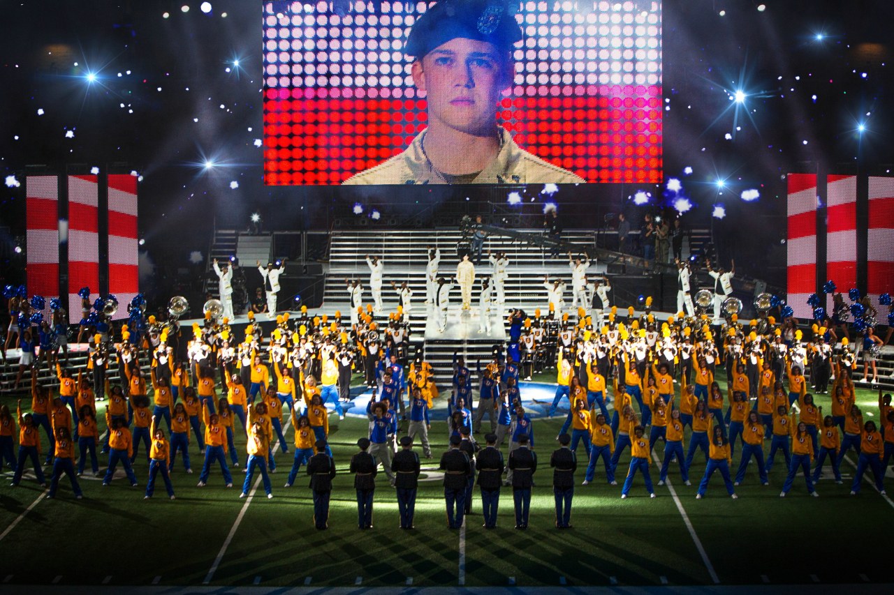 Die Irre Heldentour des Billy Lynn - Bild 1