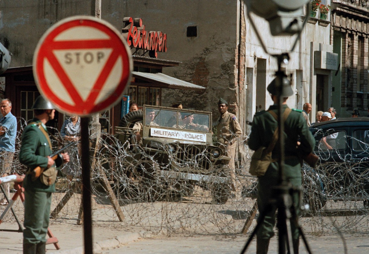 Die Mauer - Berlin '61 - Bild 19