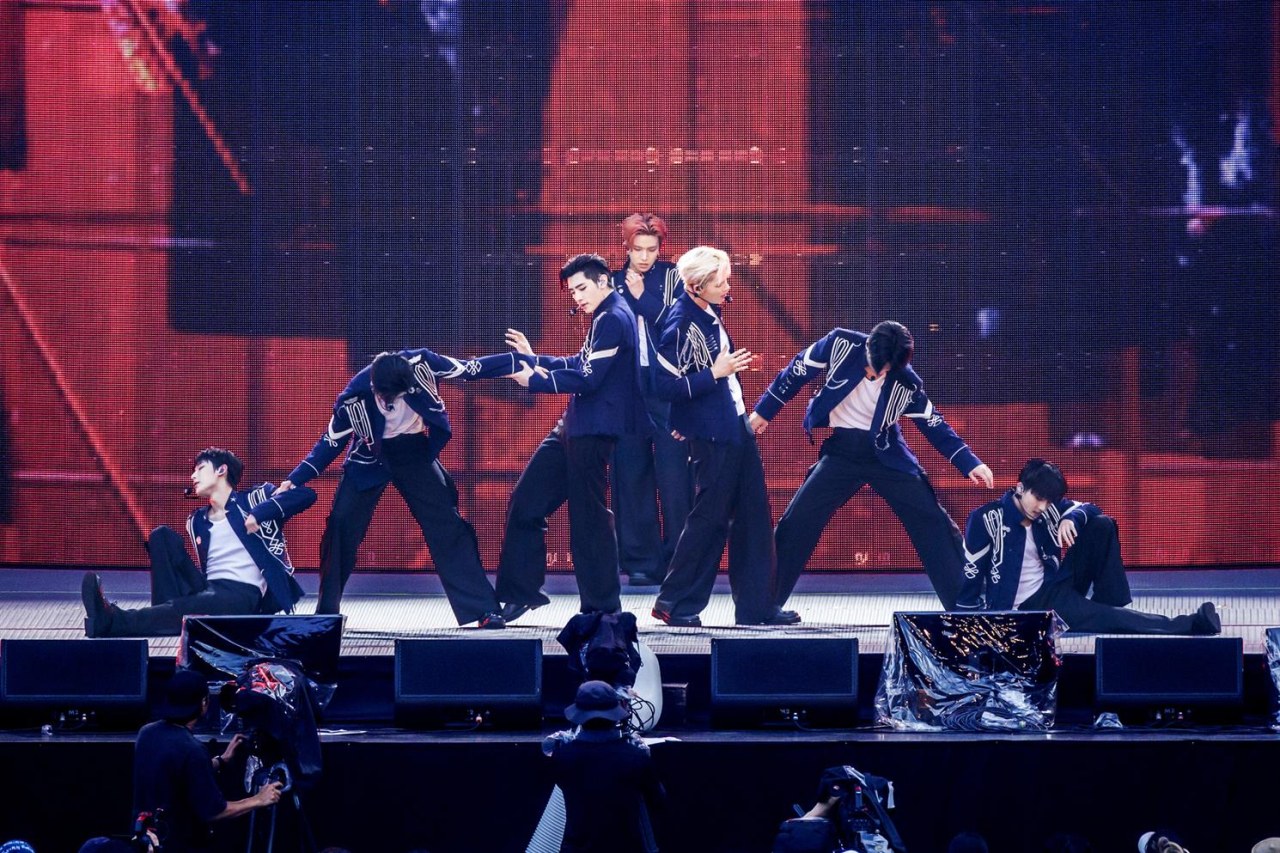 Enhypen [Walk The Line Summer Edition] in Cinemas - Bild 1