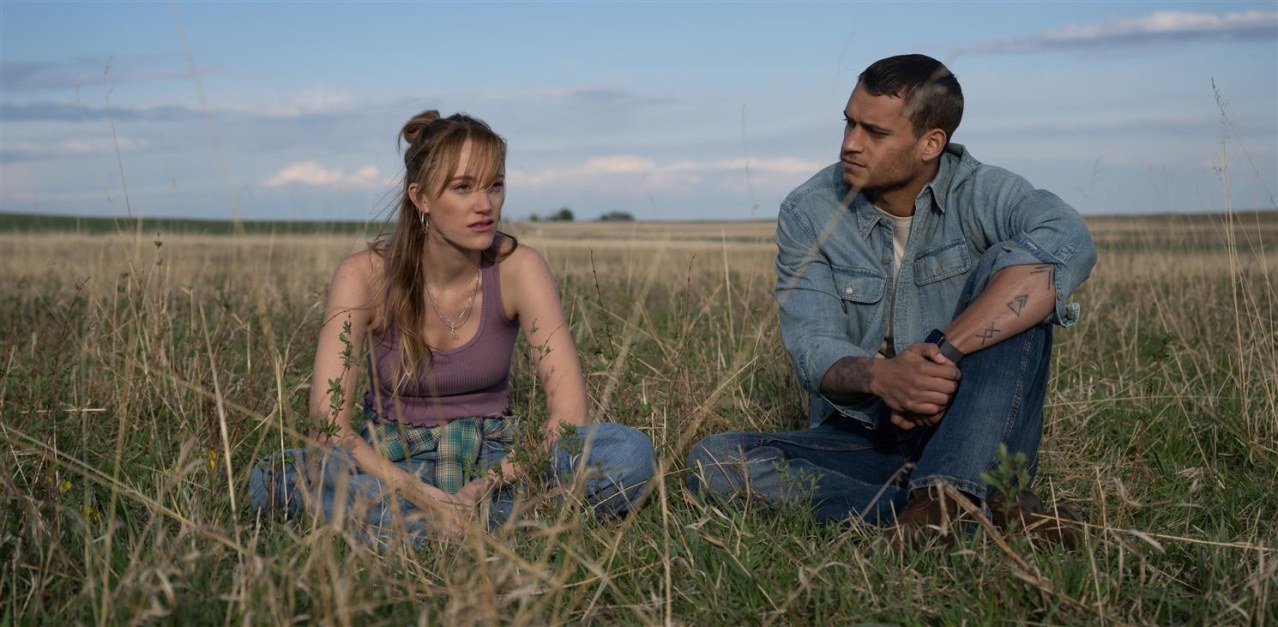 Für immer ein Teil von dir - Reminders of Him - Bild 1