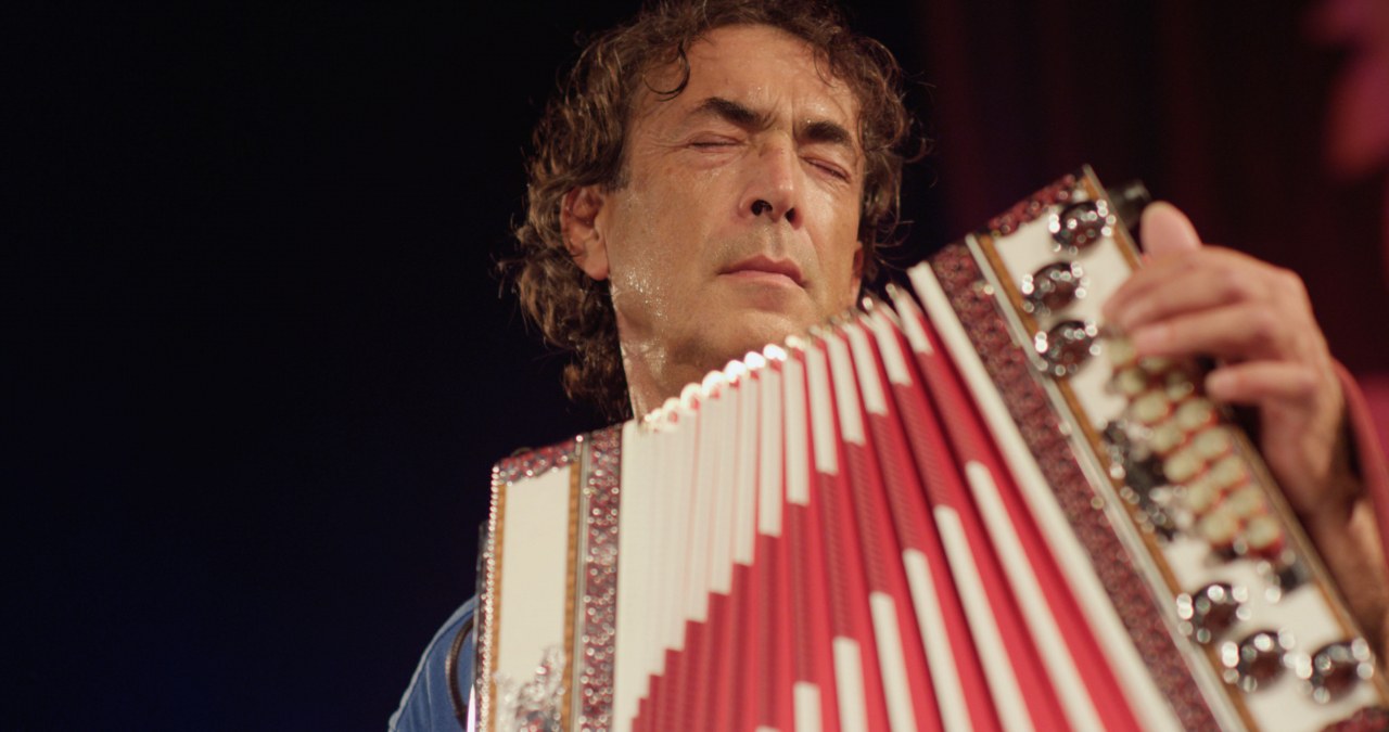 Hubert von Goisern - Brenna tuat's schon lang - Bild 4