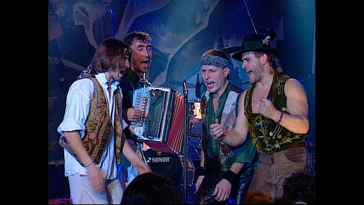 Hubert von Goisern - Brenna tuat's schon lang - Bild 7