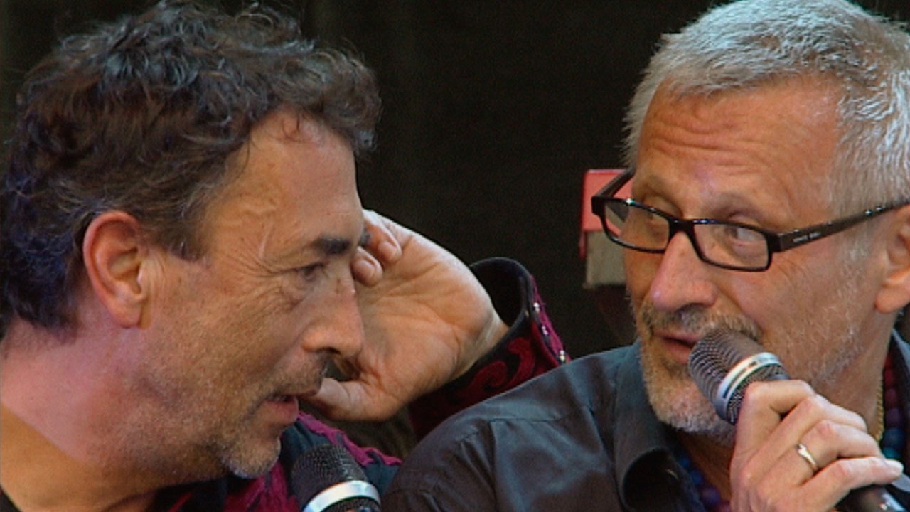 Hubert von Goisern - Brenna tuat's schon lang - Bild 9
