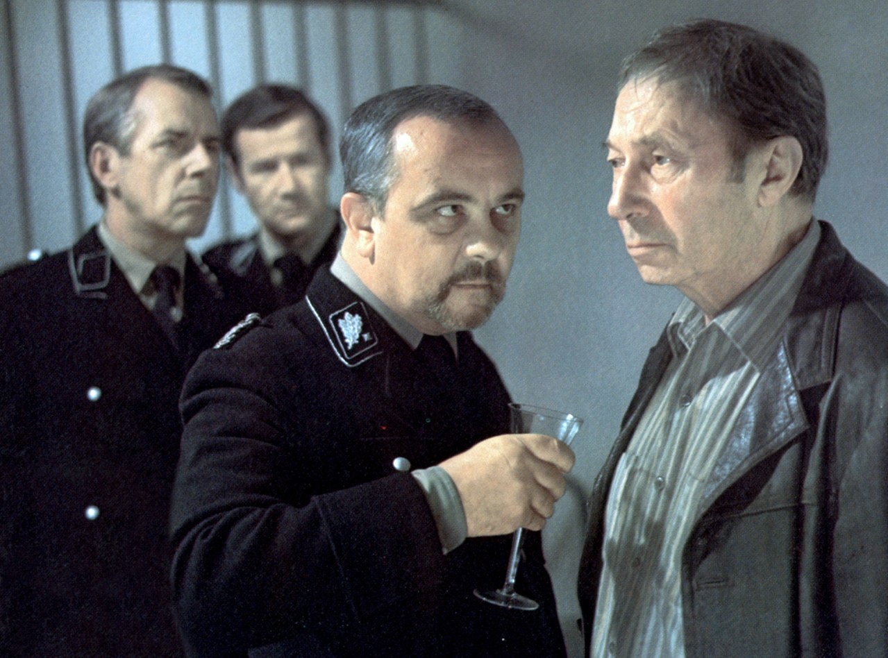 Jeder stirbt für sich allein (1976) - Bild 3