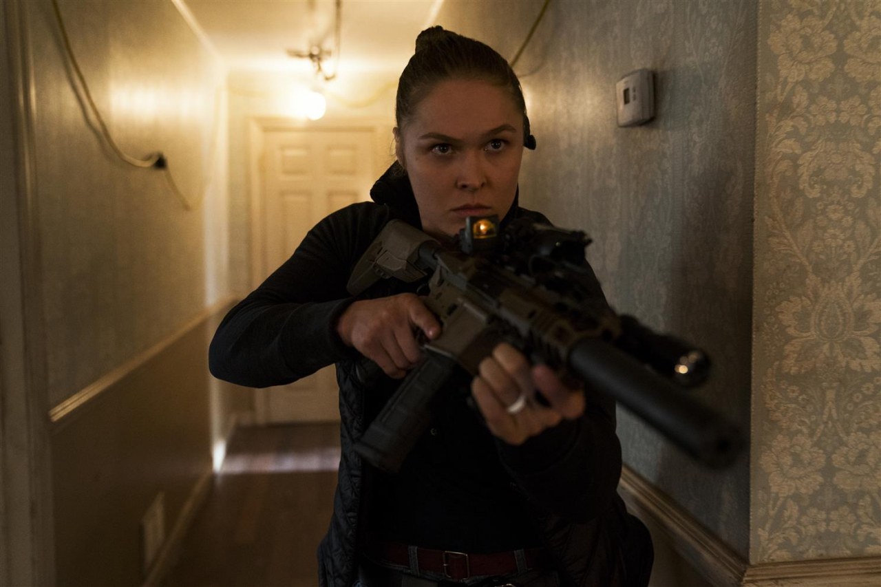Mile 22 - Bild 2
