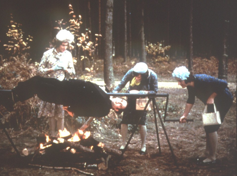 Monty Python's - Der Sinn des Lebens - Bild 1