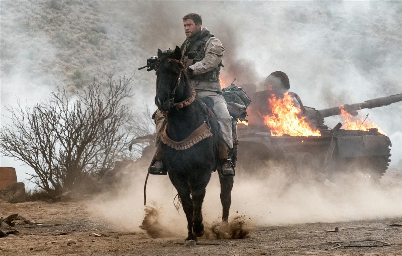 Operation: 12 Strong - Bild 2