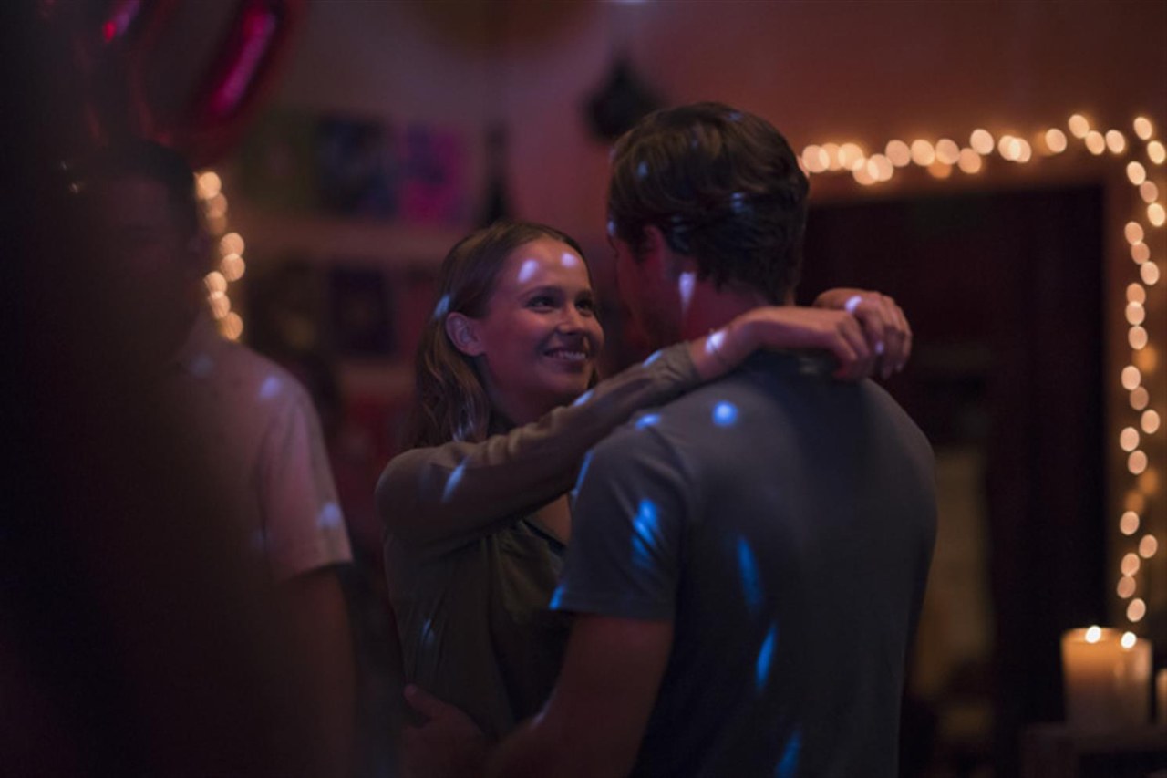 Press Play and Love Again - Bild 3