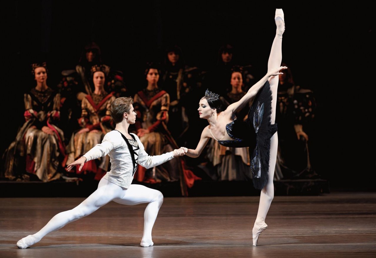 Bolschoi Ballett 2021/22: Schwanensee - Bild 5