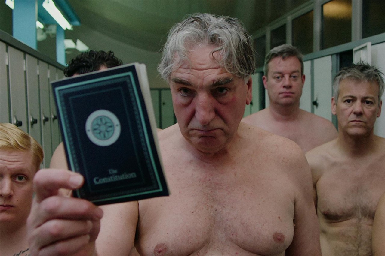 Swimming with Men - Ballett in Badehosen - Bild 2