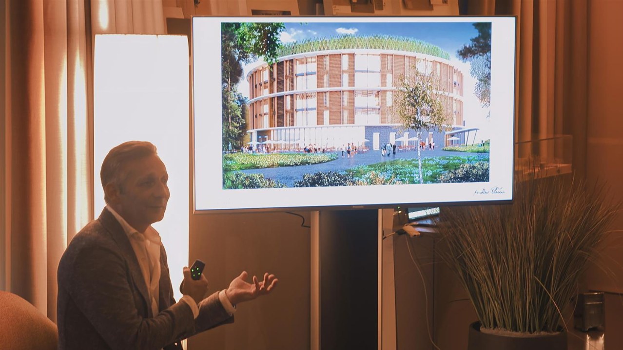 Vier Sterne Plus - Bild 1