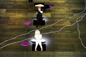 Alice in Wonderland - Bild 1