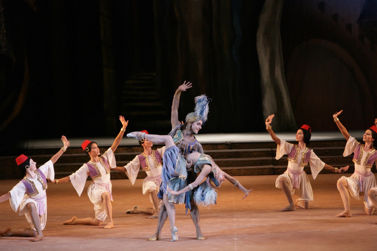 Moskauer Bolshoi-Theater - Raymonda - Bild 9