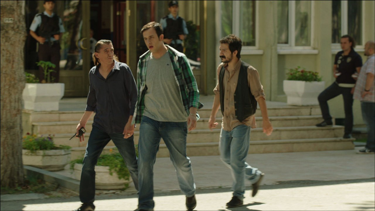 Behzat C. Ankara Yaniyor - Bild 1