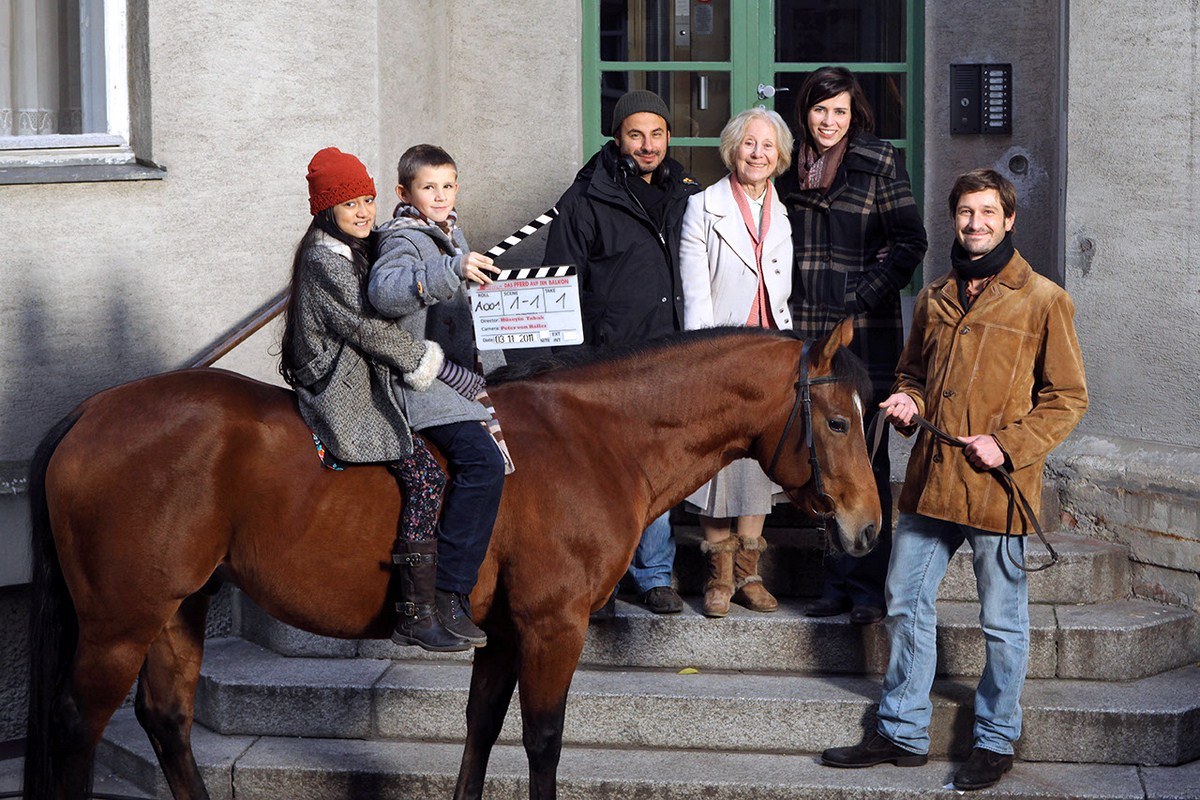 Das Pferd auf dem Balkon - Bild 14