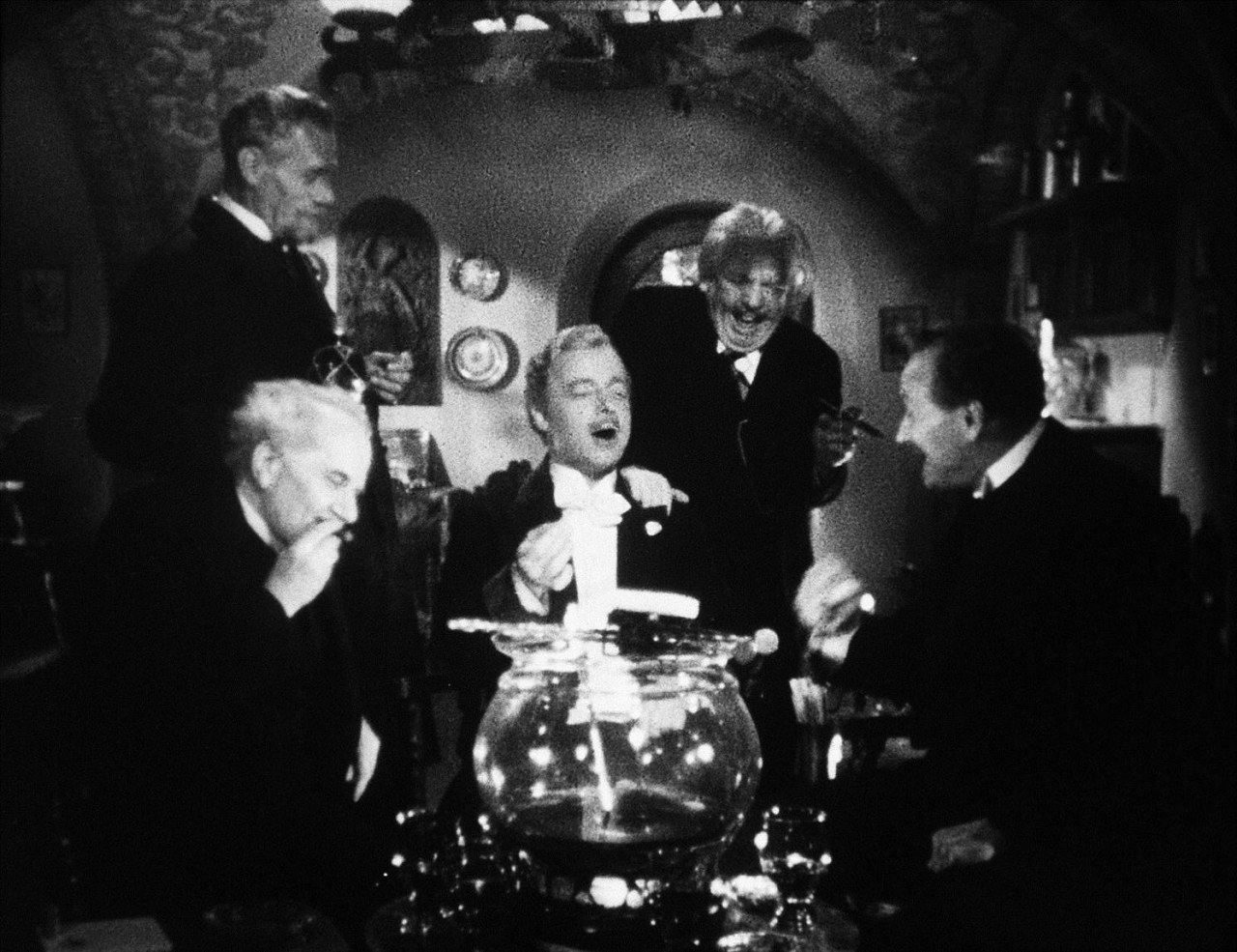 Die Feuerzangenbowle | Cinestar