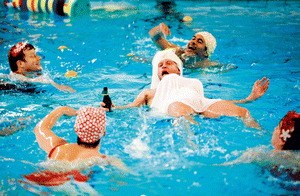 Männer im Wasser - Bild 1