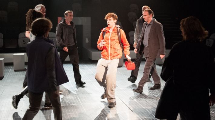 National Theatre Live: The Curious Incident of the Dog in the Night-Time - Bild 4