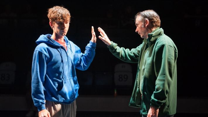 National Theatre Live: The Curious Incident of the Dog in the Night-Time - Bild 8