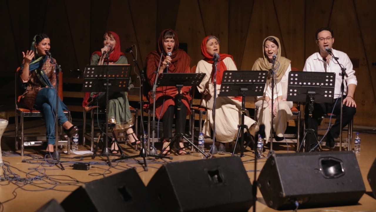 No Land's Song - Bild 1