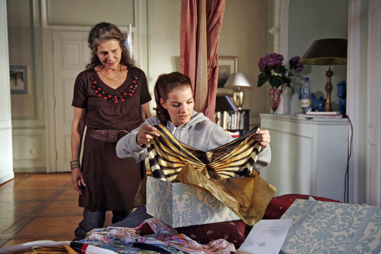 Wenn Liebe Doch So Einfach Wär Trailer Wenn Liebe doch so einfach wär' | Cinestar