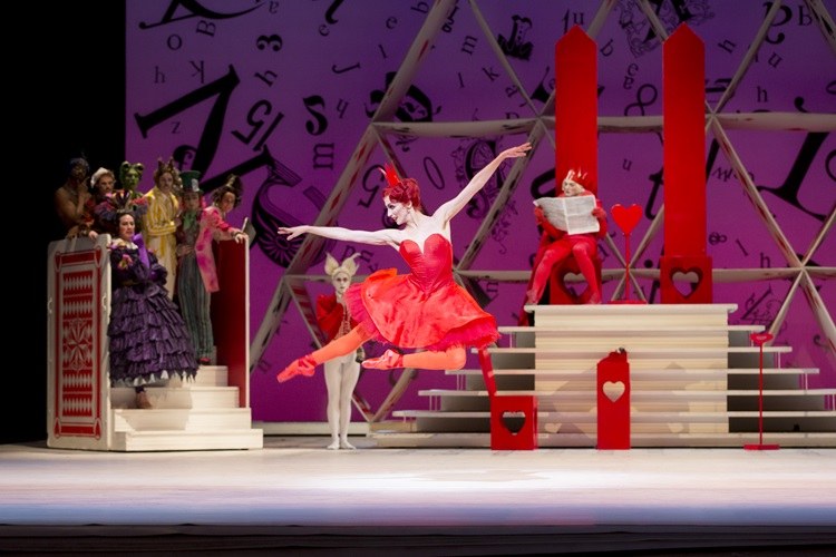 Alice im Wunderland - Wheeldon (Royal Ballet & Opera 2024/25) - Bild 5