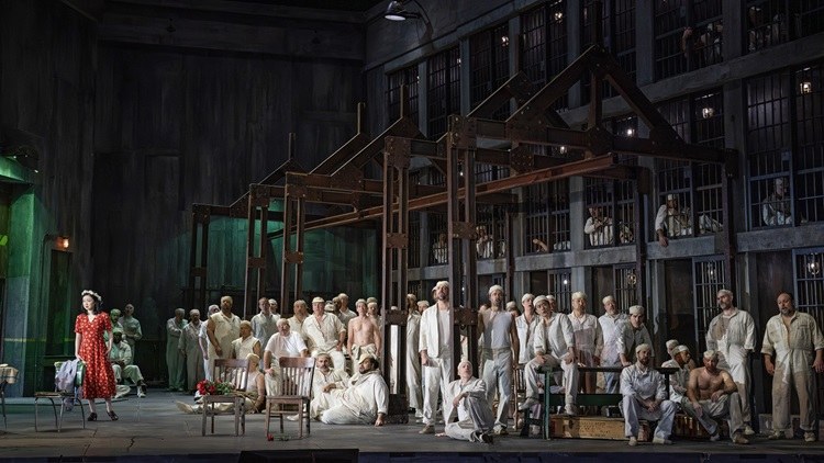 Fidelio - Beethoven (MET 2024/25) - Bild 8