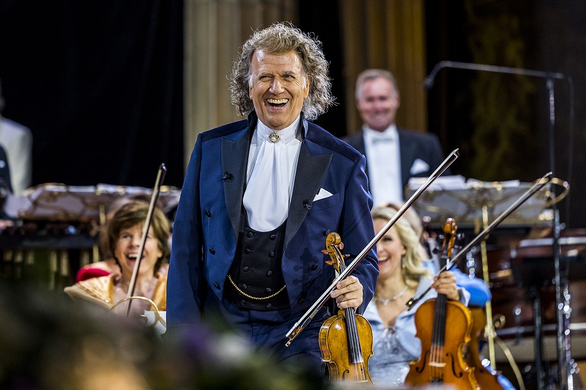 André Rieu - Love Is All Around (Maastricht-Konzert 2023) - Bild 3