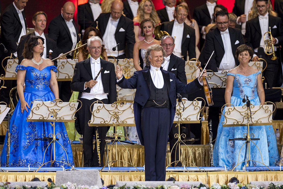 André Rieu - Love Is All Around (Maastricht-Konzert 2023) - Bild 5