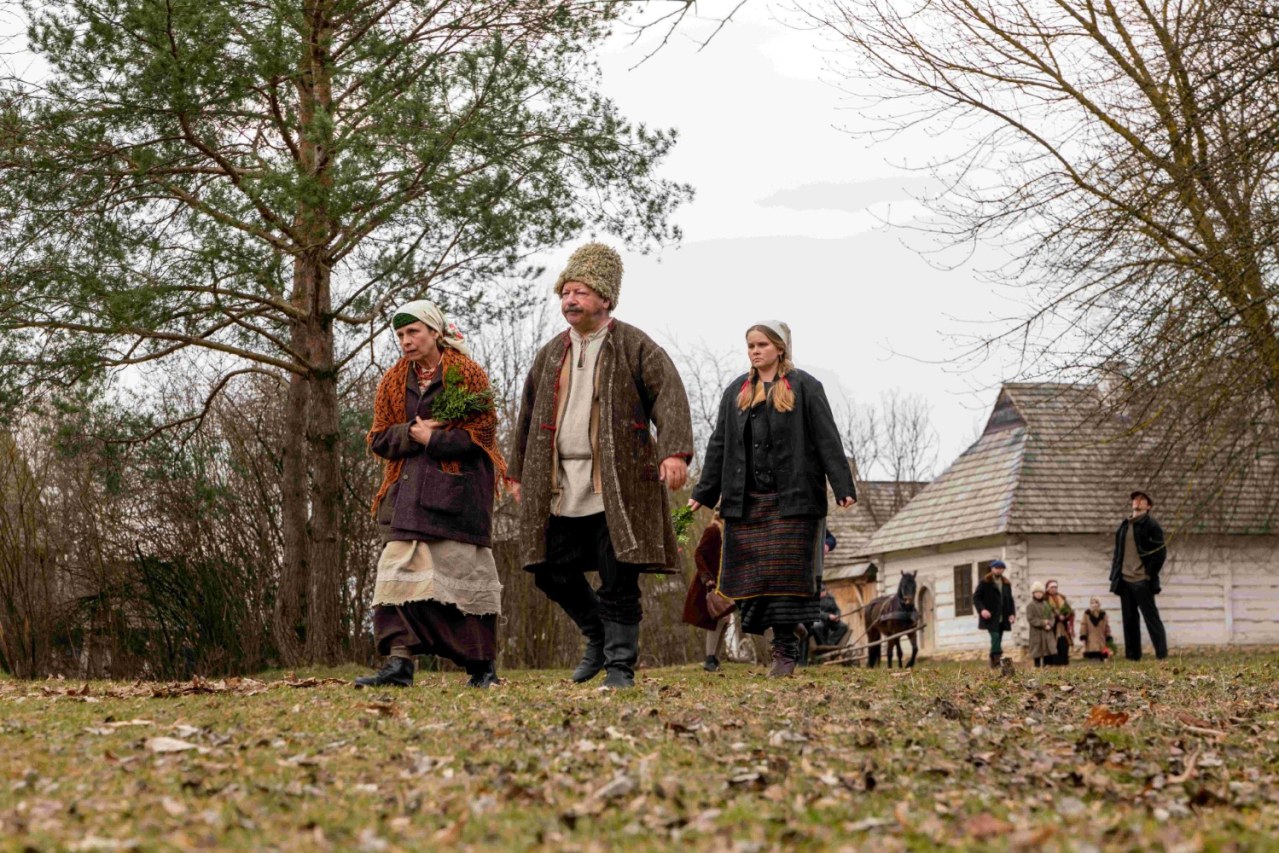 Sami swoi. Poczatek - Bild 3